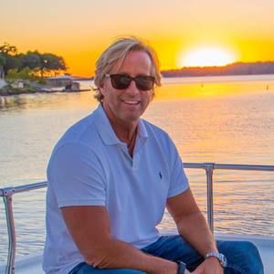 Meet your Posher, Henry